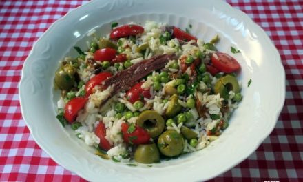 Ensalada de arroz con anchoas